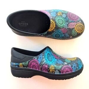 CROCS Neria Pro II Clogs
